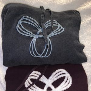 TWO TNA hoodies size:M and L
